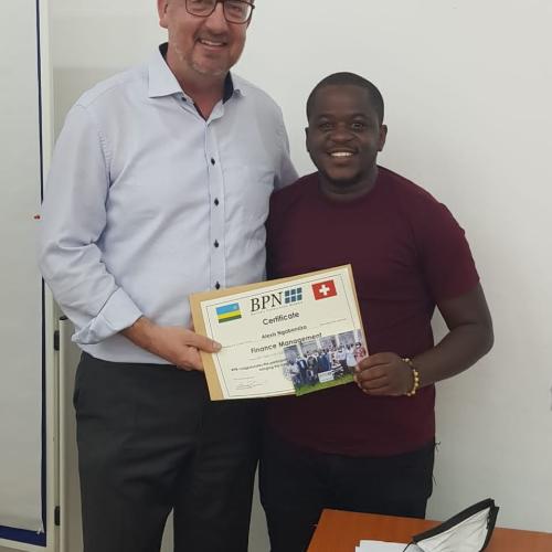 92a3efed-272d-4bc3-a1ef-3e445913747a